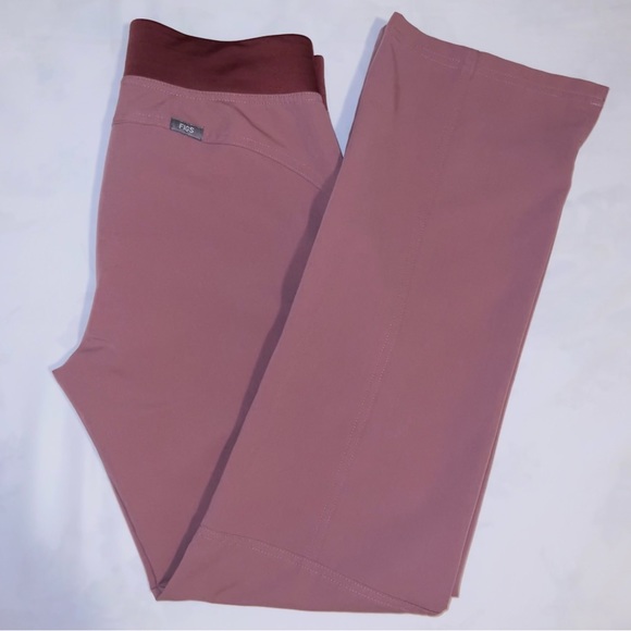 FIGS Mauve Scrub Set XXS/ XS Regular - Picture 2 of 8